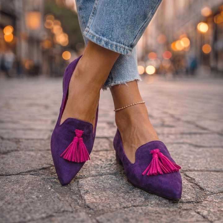 Alessia | Ballerine a Punta in Suede con Nappine