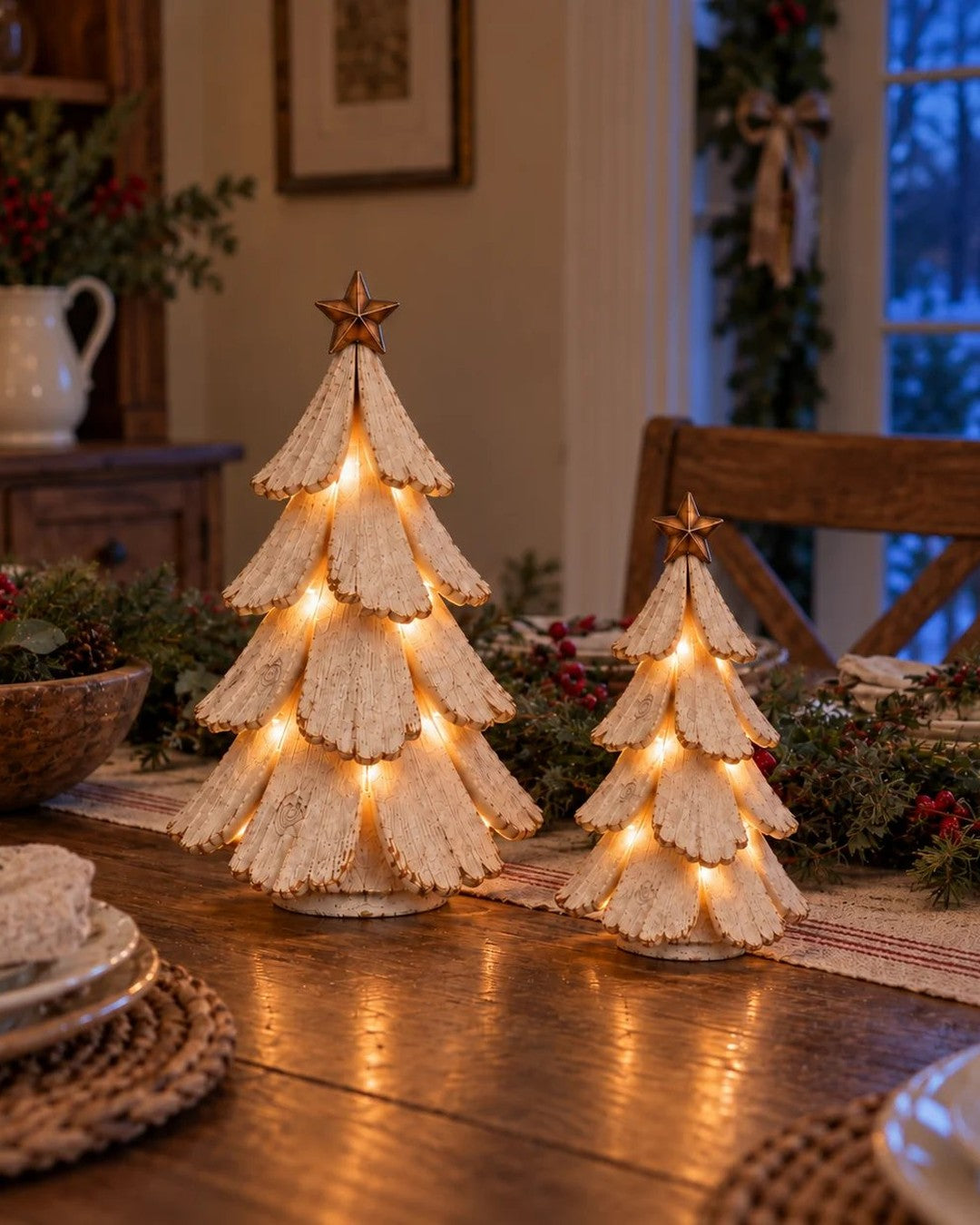 Vintage Light-Up Christmas Tree – Star-Topped Ornament